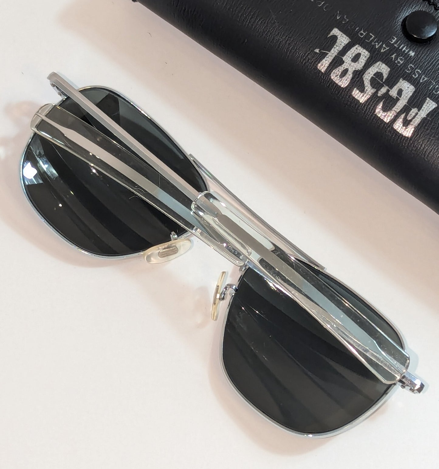 AO Pilot Sunglasses FG-58L – Silver Aviator – NOS – 5.5" – American Optical 🕶✨