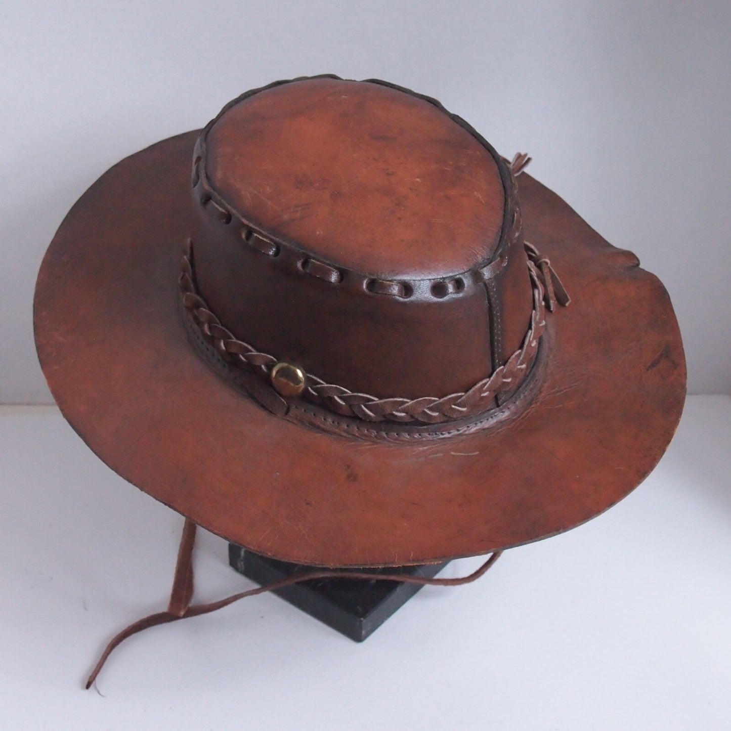 Handmade Leather Stitched Outback Crusher Cowboy Hat β Size 54 β Wide Brim