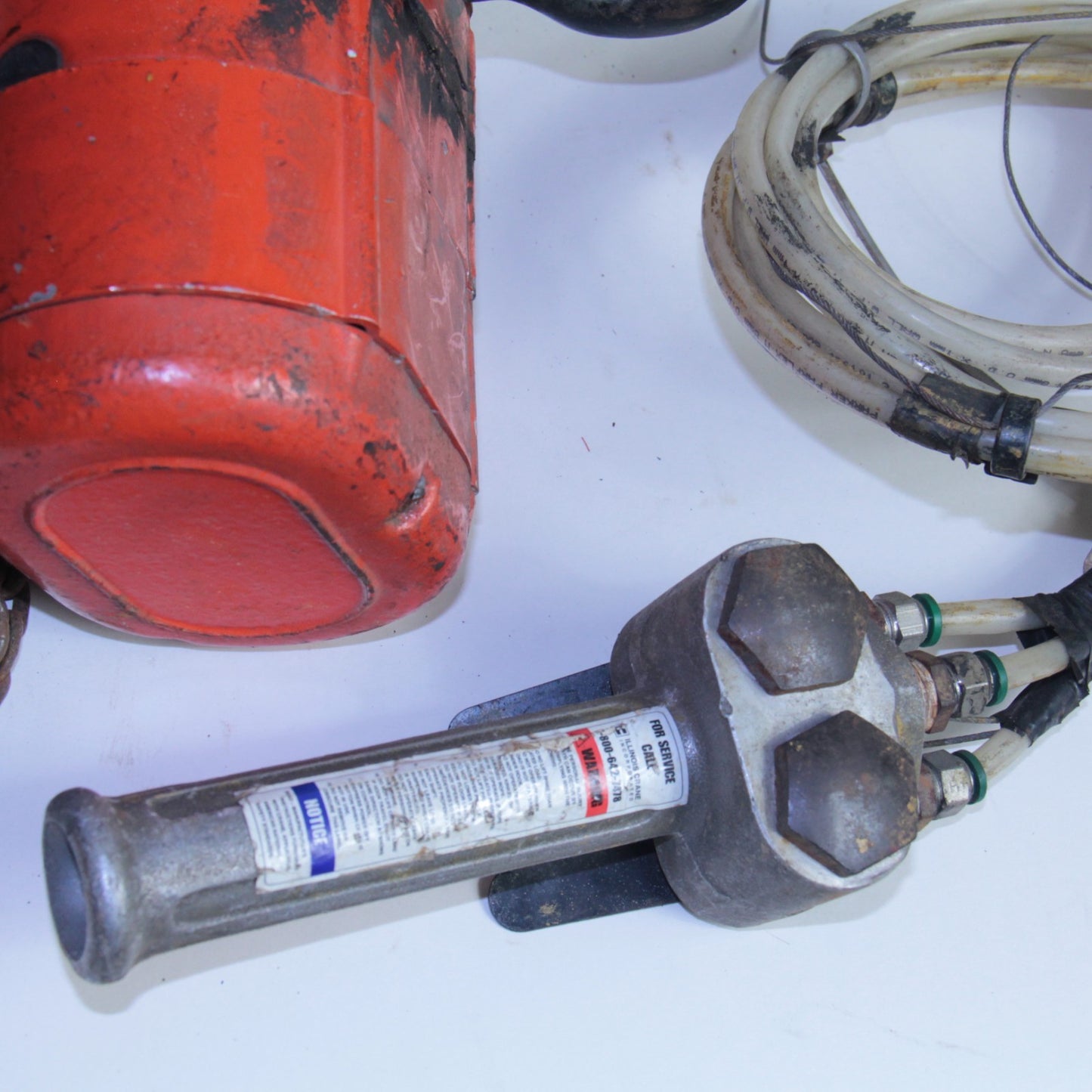 CM Lodestar 1/4 Ton Pneumatic Chain Hoist β 500 LB - 31 FPM