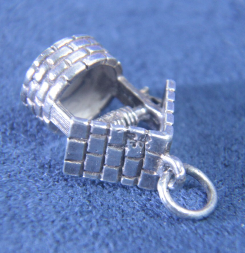 Vintage Sterling Silver 925 Wishing Well Charm – English Hallmarked – 3/4" P.C