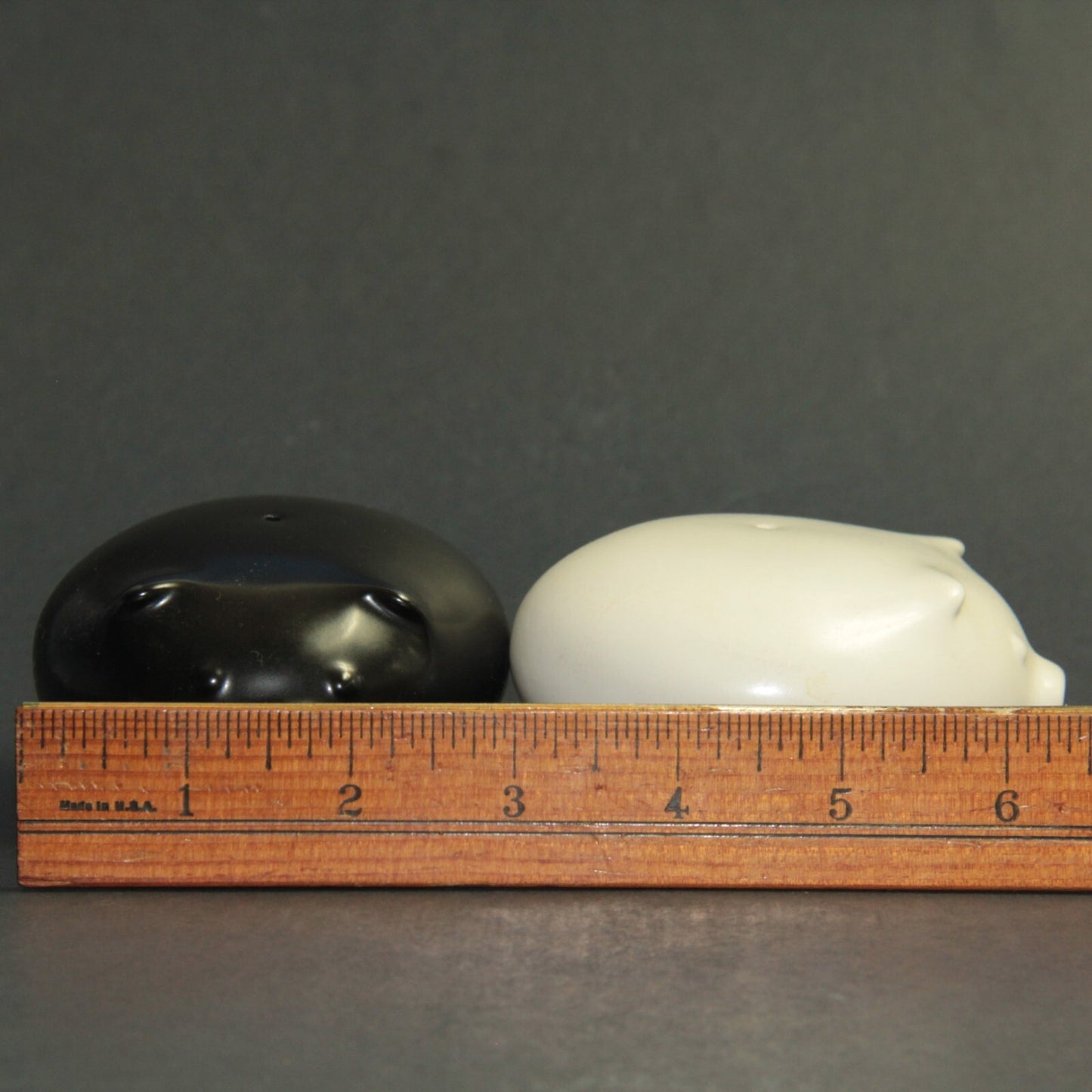 Jonathan Adler Pig Salt & Pepper Shakers – Black & White Ceramic – Excellent