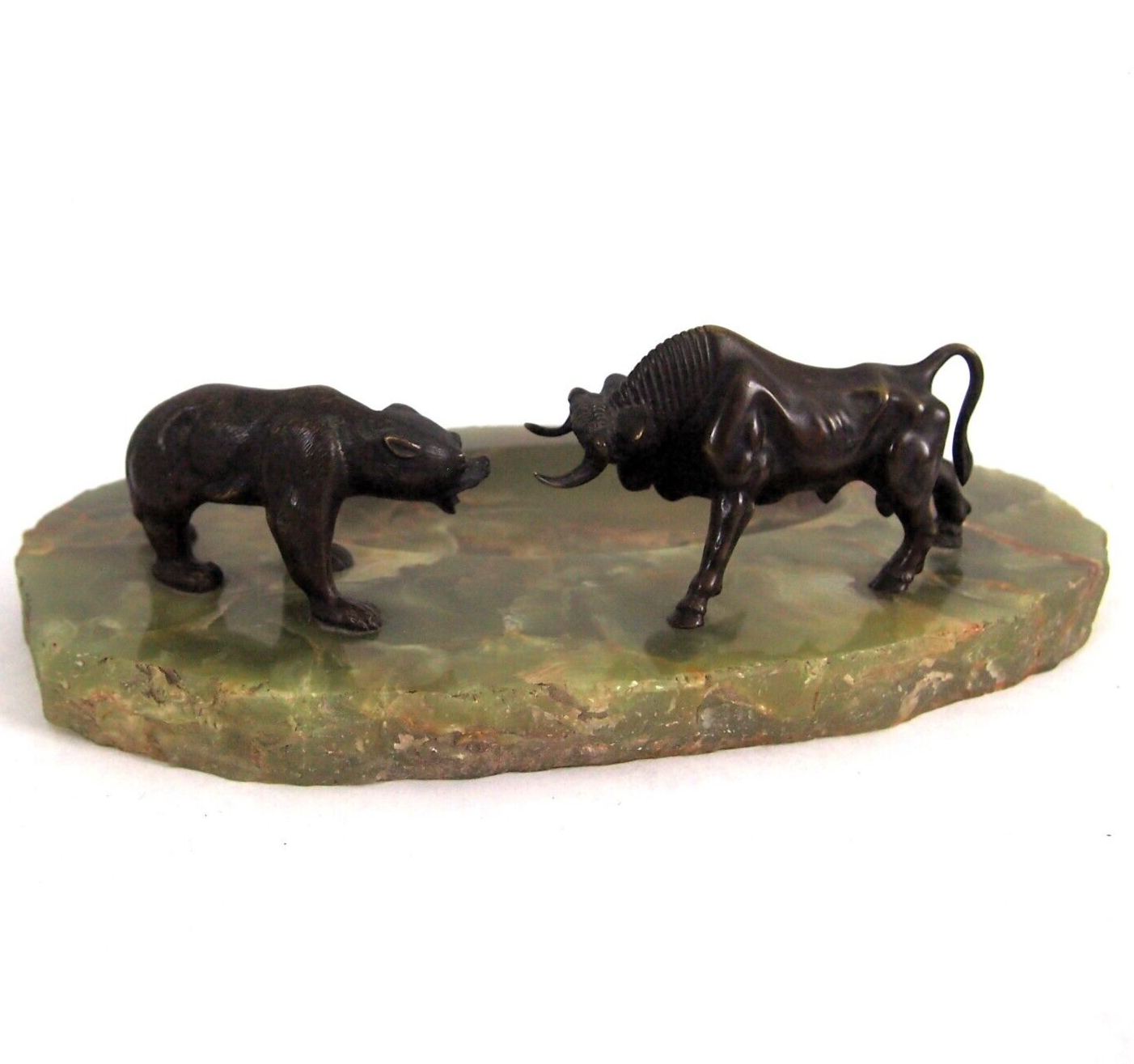Antique Bronze Bull & Bear Green Alabaster Tray ā Stock Market Desk Art ā MCM āØ