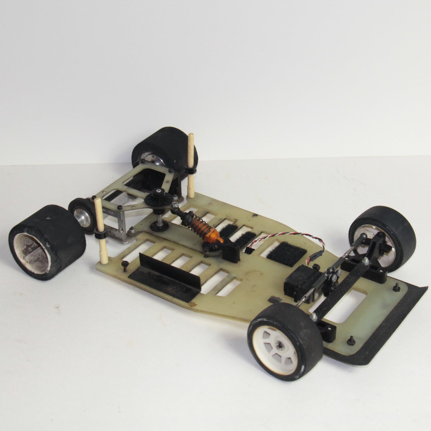 Vintage R/C Team Associated RC10L Pan Car Chassis - For Parts/Repair ποΈ