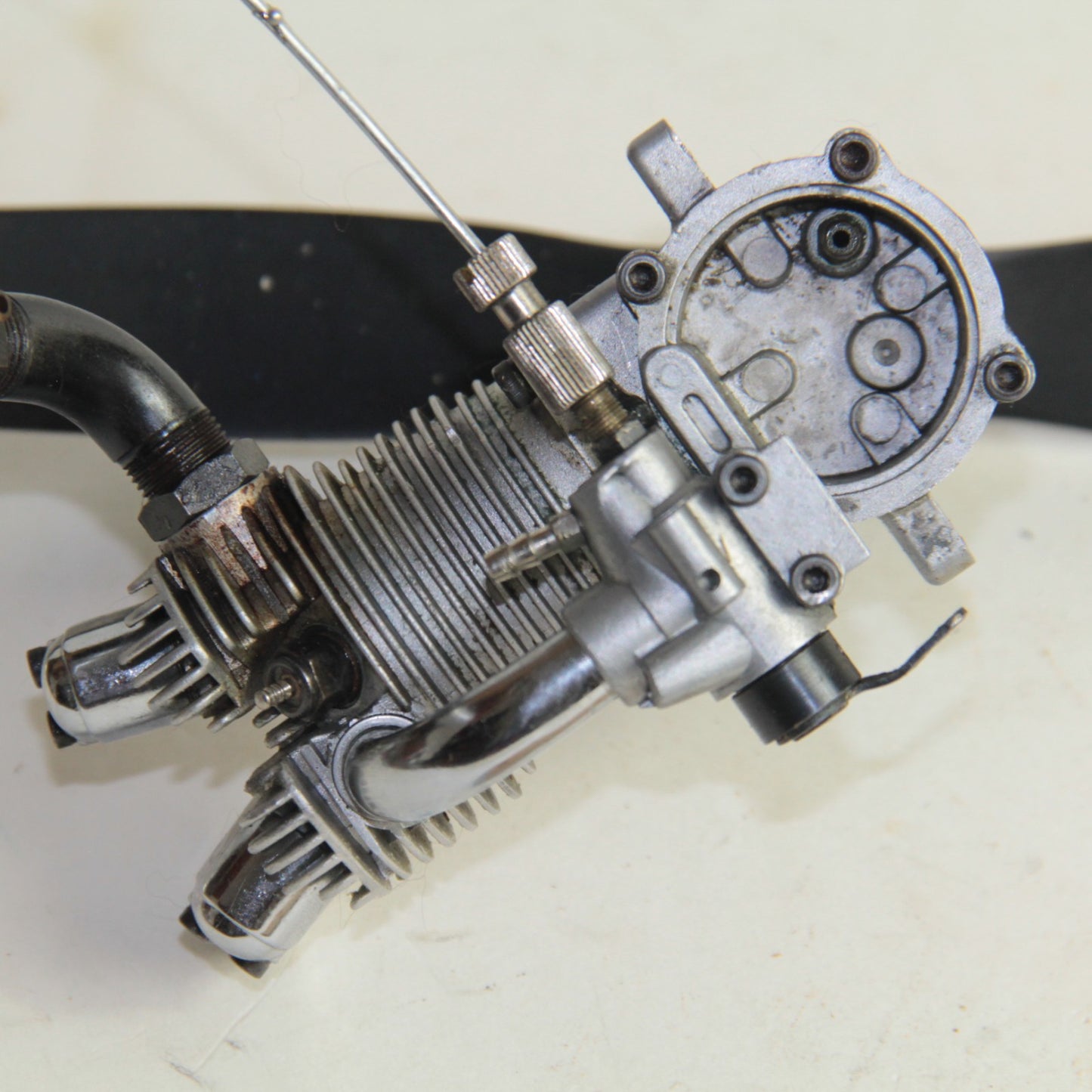 Saito FA-91 RC Glow Engine β Airplane Motor w/ Muffler & Propeller π©οΈ XOLEV