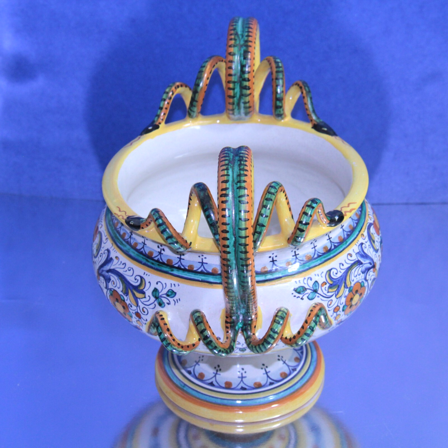 Deruta Raffaellesco Majolica Jardiniere Bowl Hand-Painted w Serpentine Handles