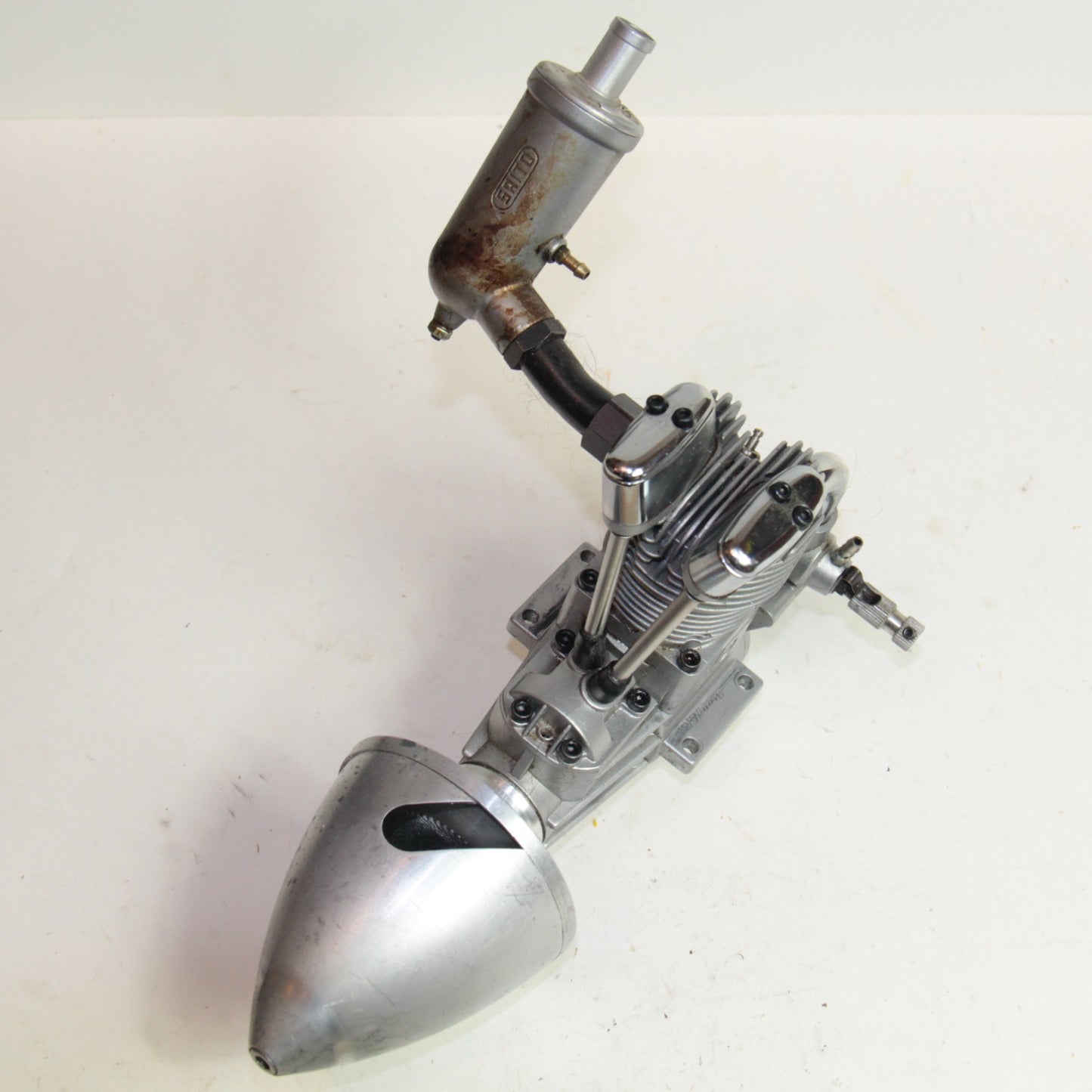 Saito FA-100 RC Glow Engine β Airplane Motor w/ Muffler & Spinner π©οΈ XOLEV