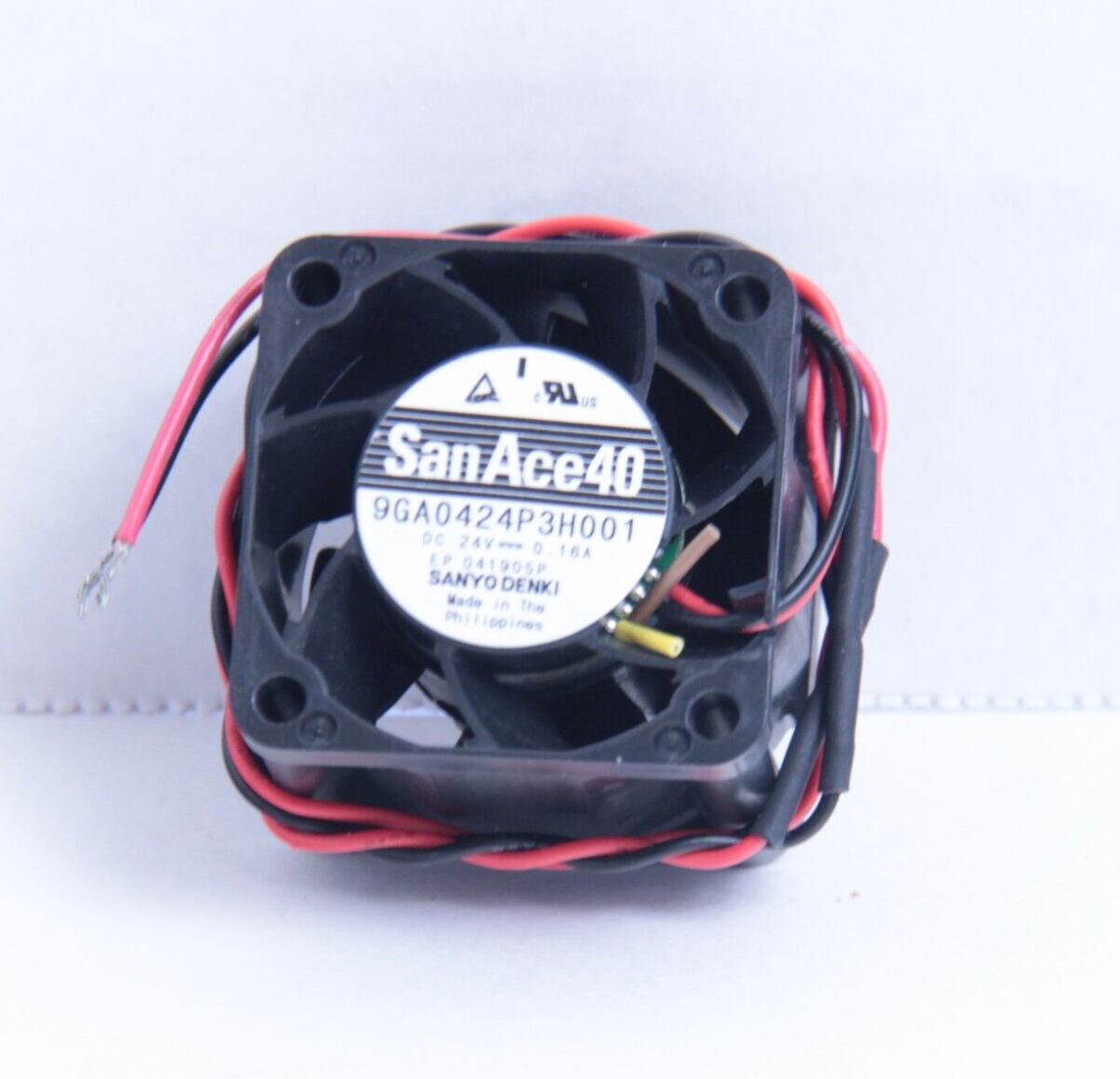 126x Sanyo Denki San Ace 40 Server Cooling Fans 24V 0.16A NEW FULL CASE