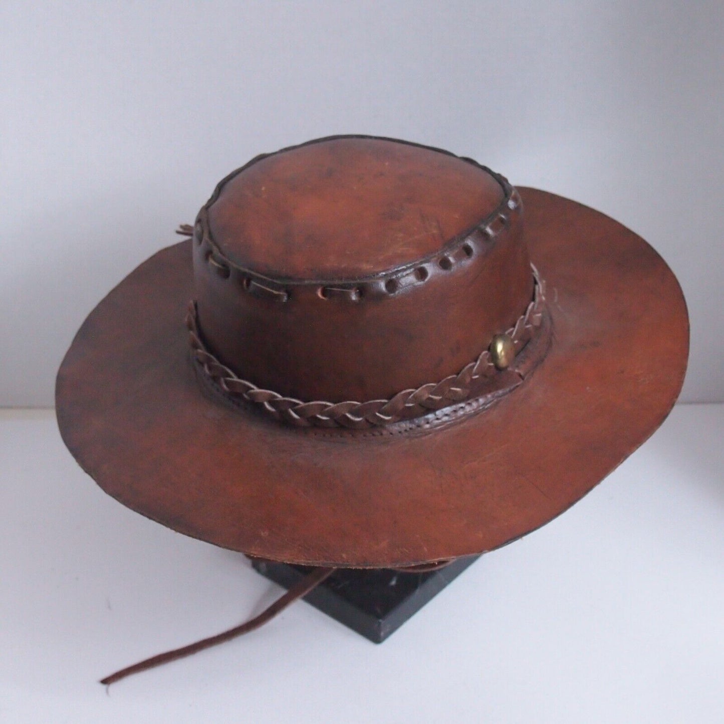 Handmade Leather Stitched Outback Crusher Cowboy Hat – Size 54 – Wide Brim