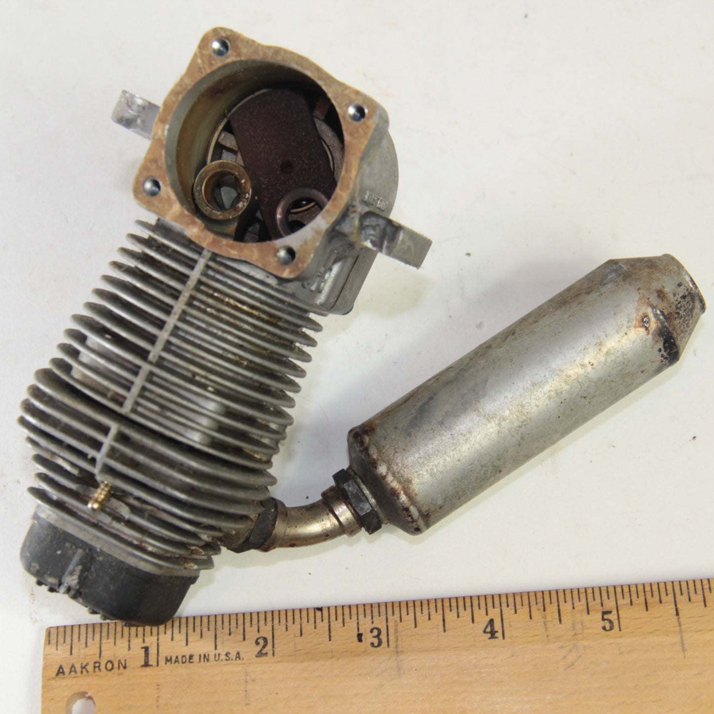 Vintage Enya 90-4C Model S8001 RC Airplane Glow Engine 🛩️ XOLEV