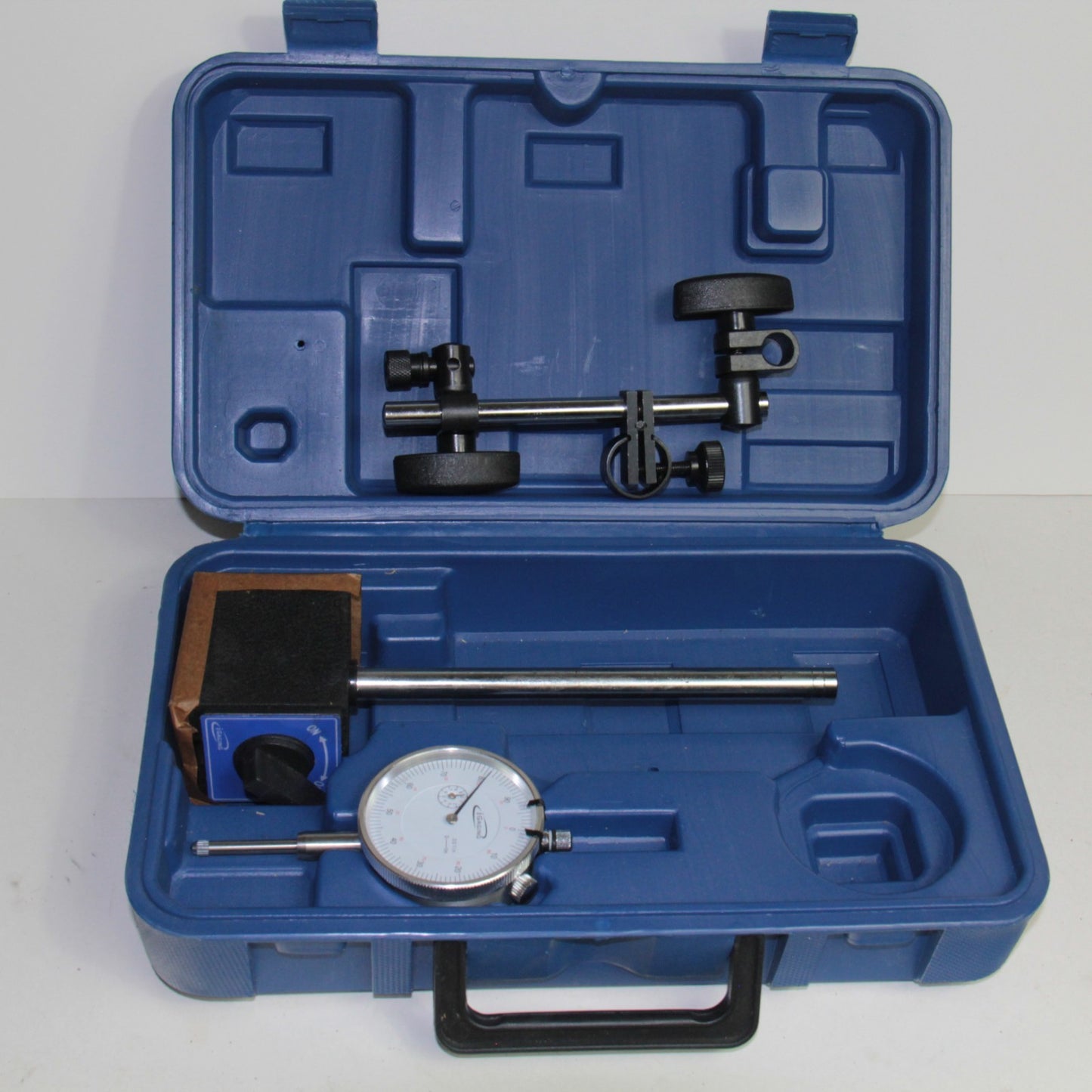 iGaging Dial Indicator & Mag Base Set: 0 in to 1 Inch Plunger 0-100 Dial
