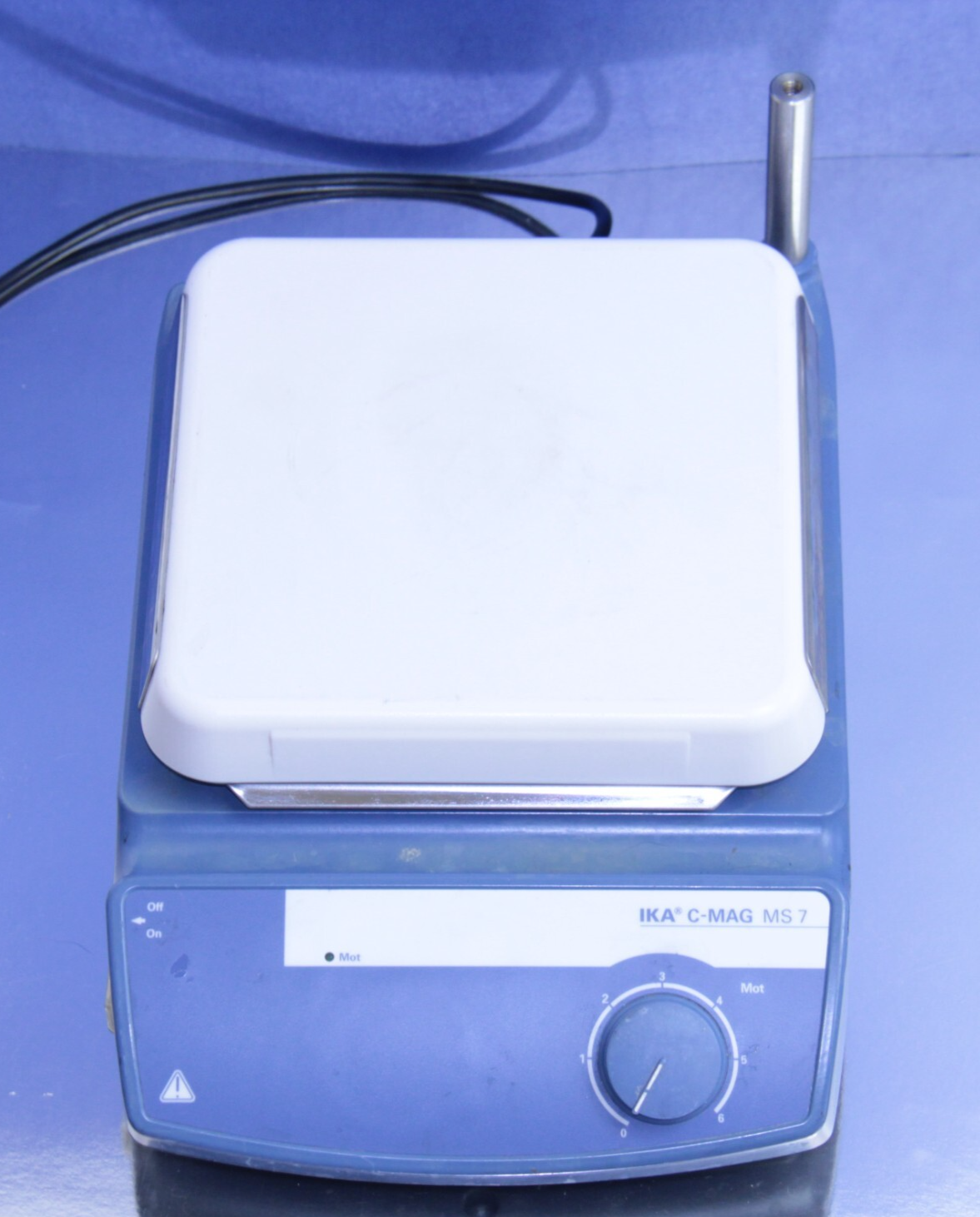 IKA C-Mag MS 7 Magnetic Stirrer – 7x7" Ceramic Top Plate Working Lab Mixer ✨