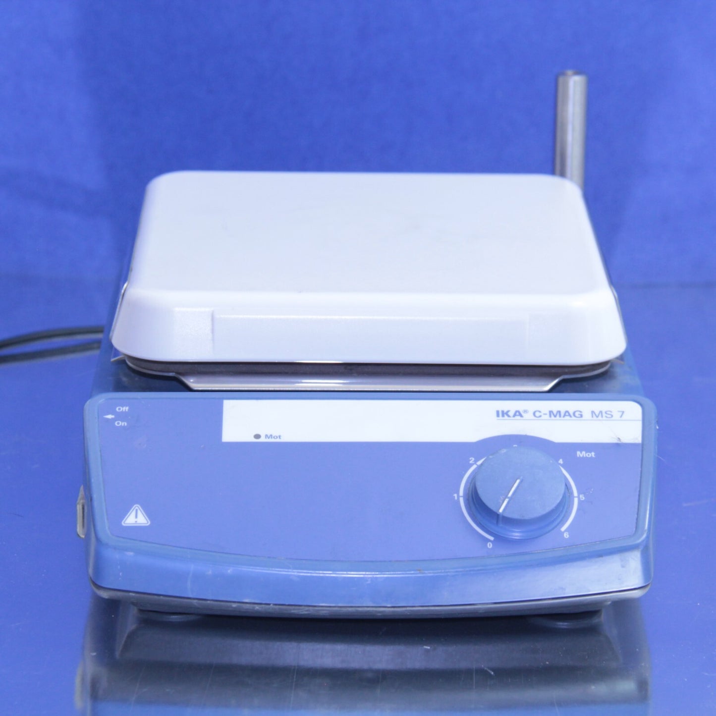 IKA C-Mag MS 7 Magnetic Stirrer – 7x7" Ceramic Top Plate Working Lab Mixer ✨
