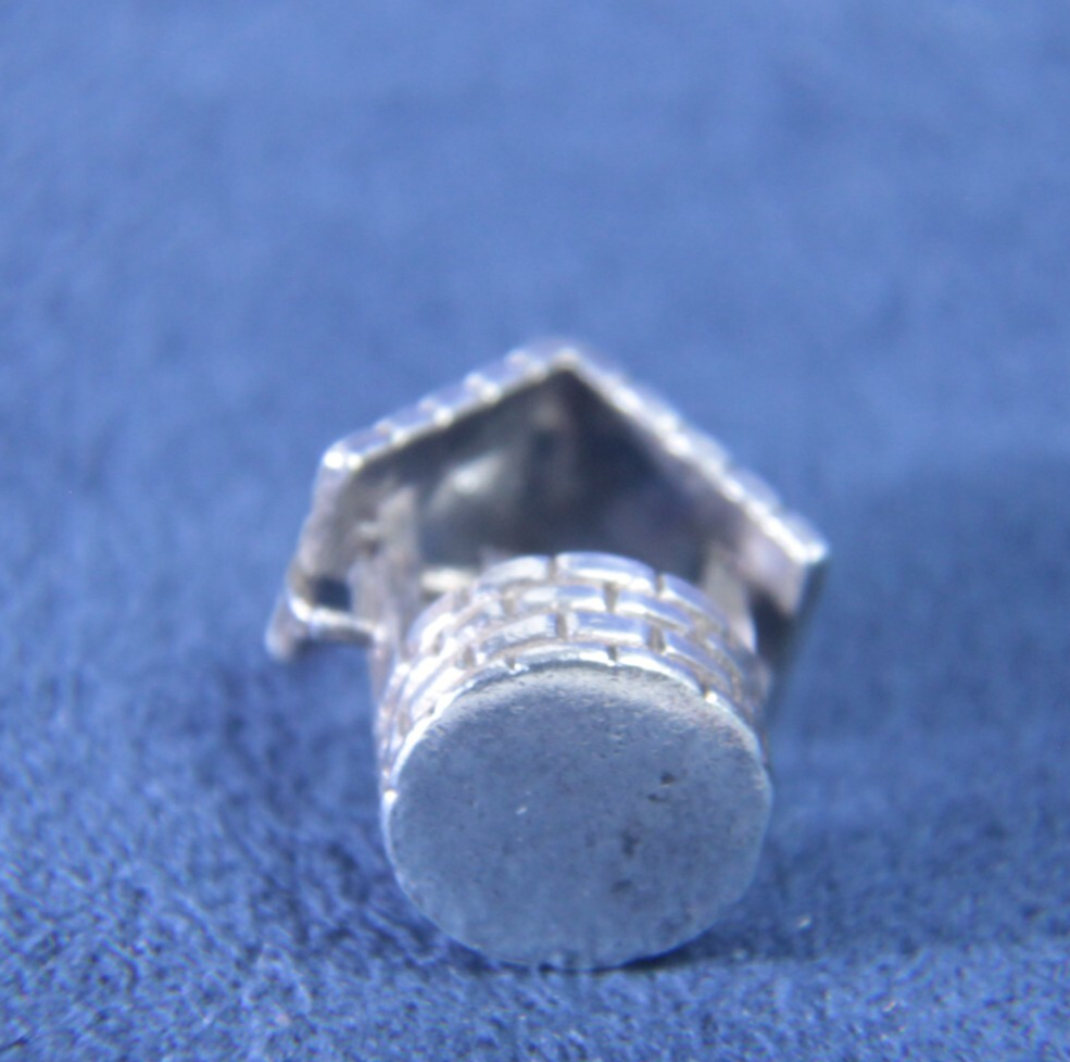 Vintage Sterling Silver 925 Wishing Well Charm – English Hallmarked – 3/4" P.C