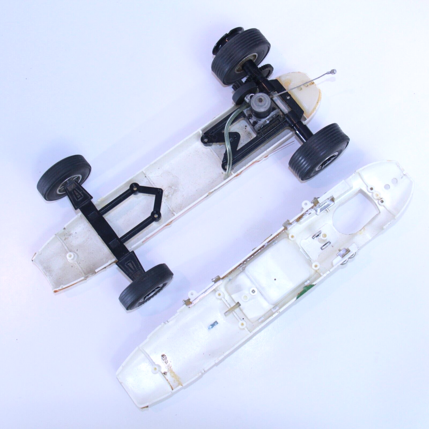 Vintage TESTORS Sprite 22 Gas Tether Indy Race Car Model - Has Compression