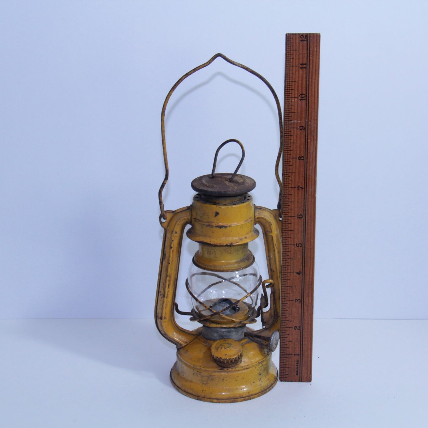 Vintage Winged Wheel #350 Lantern – Yellow w Glass Globe – Made in Japan – 7"
