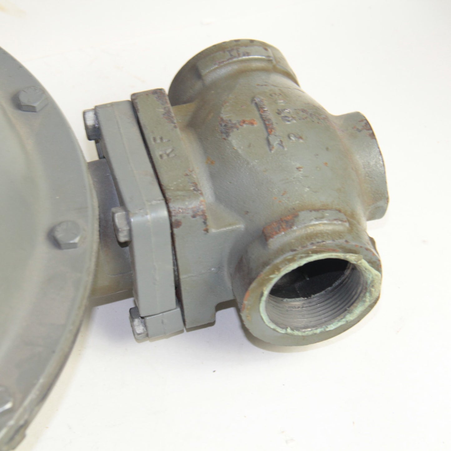 Sensus Regulator Model 243-12 Spring 6"-14" Orif 1/2" Conn. 2"