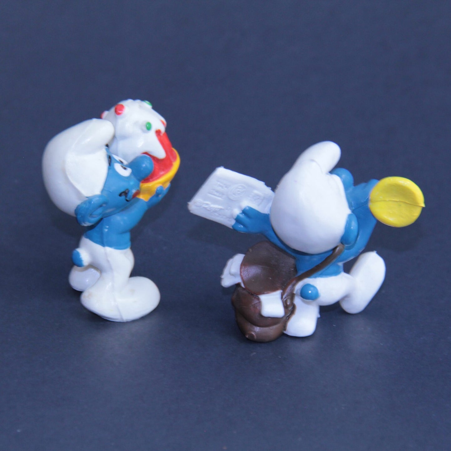 1978 Vintage Smurfs Figures – Postman w/ Valentine & Greedy Smurf w/ Red Cake 💙