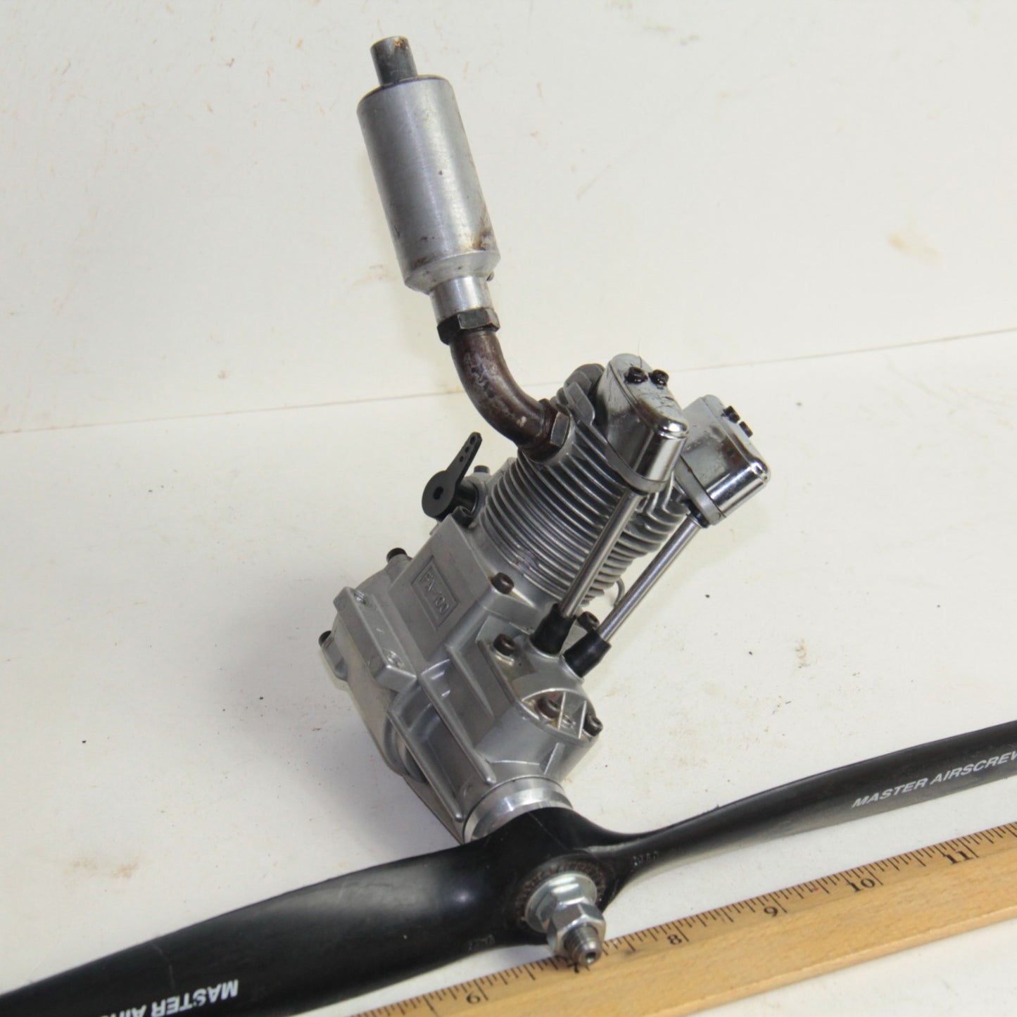 Saito FA-100 RC Glow Engine – Airplane Motor w/ Muffler & Propeller 🛩️ XOLEV