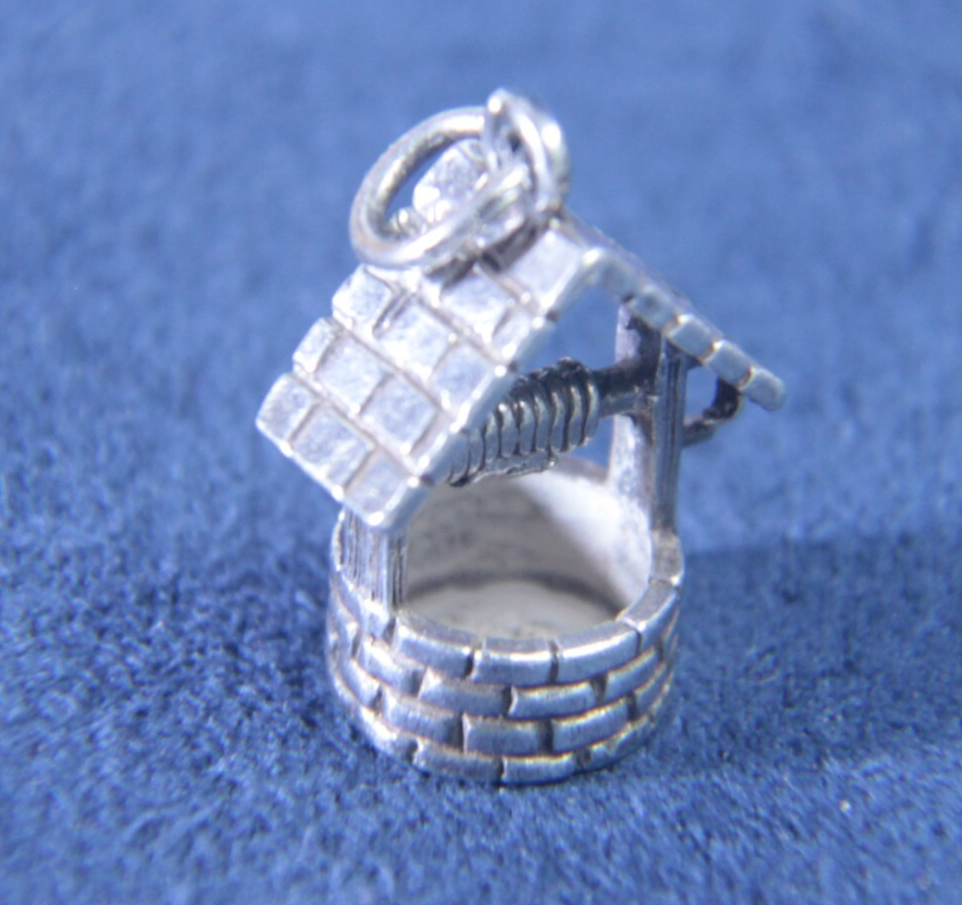 Vintage Sterling Silver 925 Wishing Well Charm – English Hallmarked – 3/4" P.C