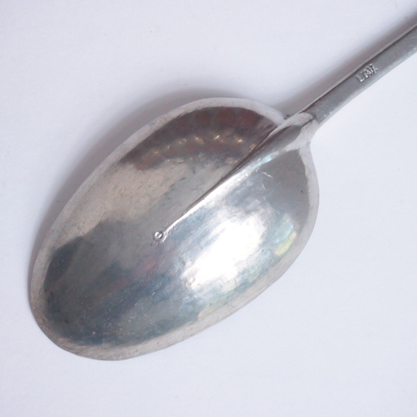Vintage Set of 12 Britannia Pattern Pewter Spoons St. Genevieve Foundry w Stand