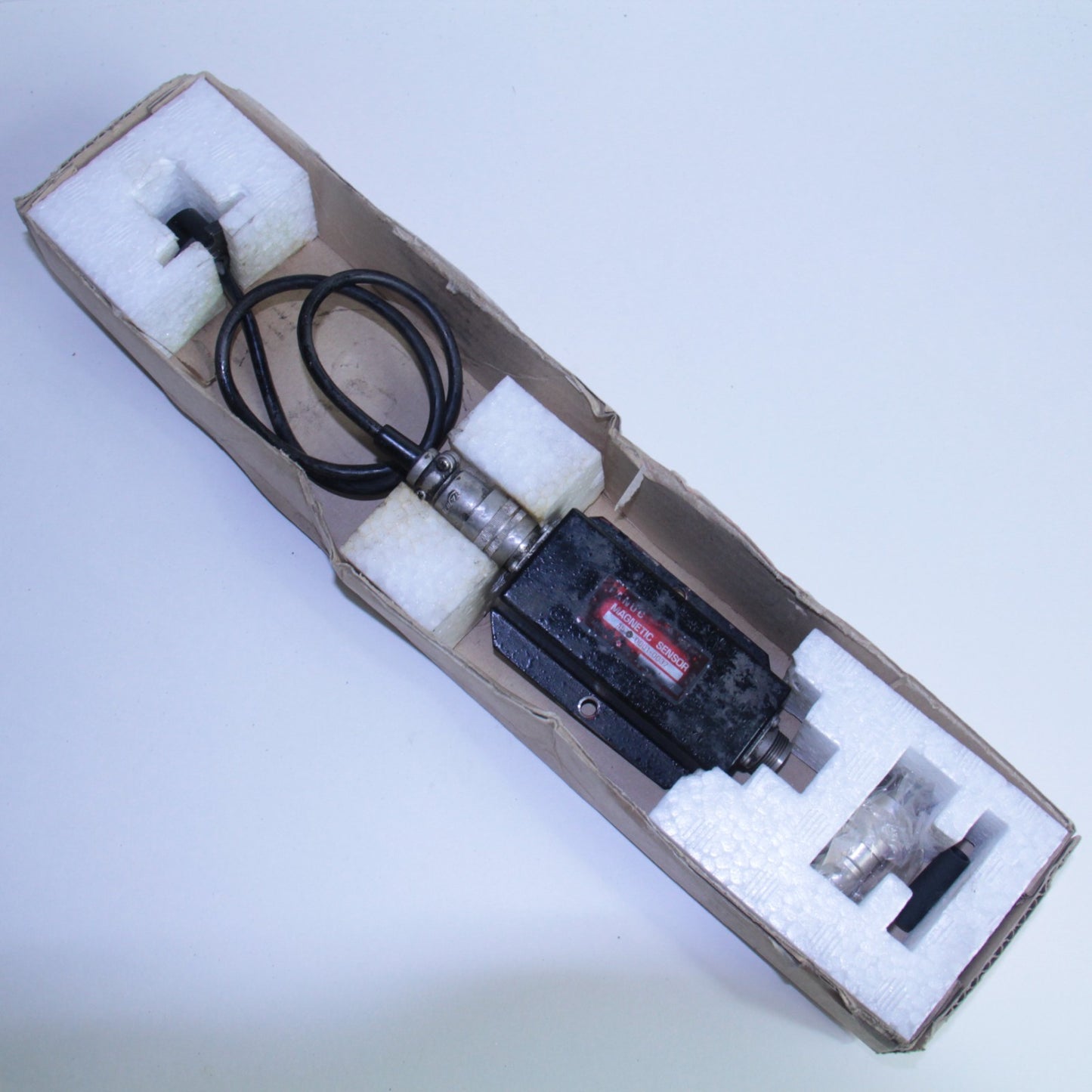 Fanuc A57L-0001-0037 Magnetic Sensor with Amplifier & Spare Socket