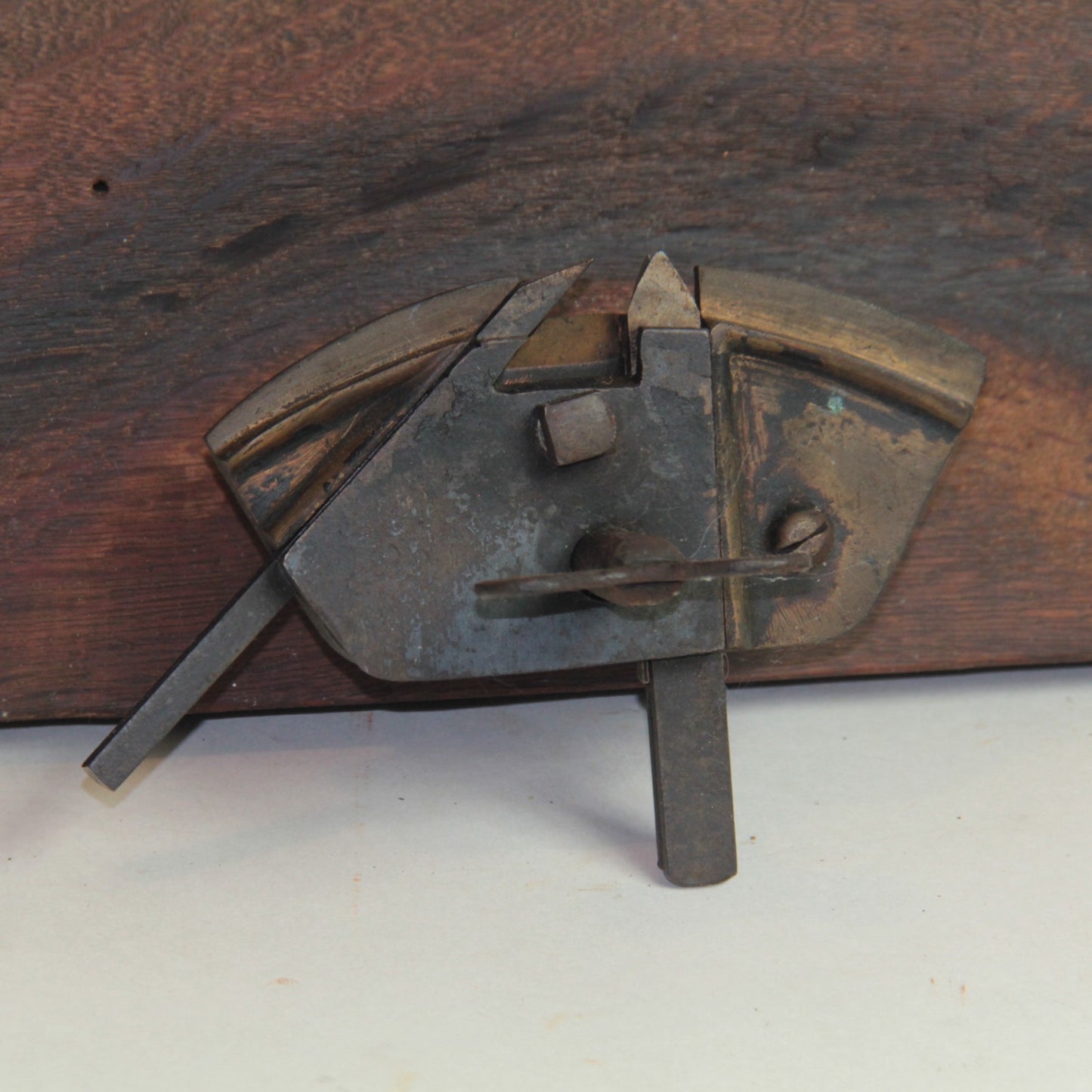 Vintage Cooper’s Croze Plane – Barrel Maker’s Tool – Tiger Oak Wood – 15.5" ⚒️