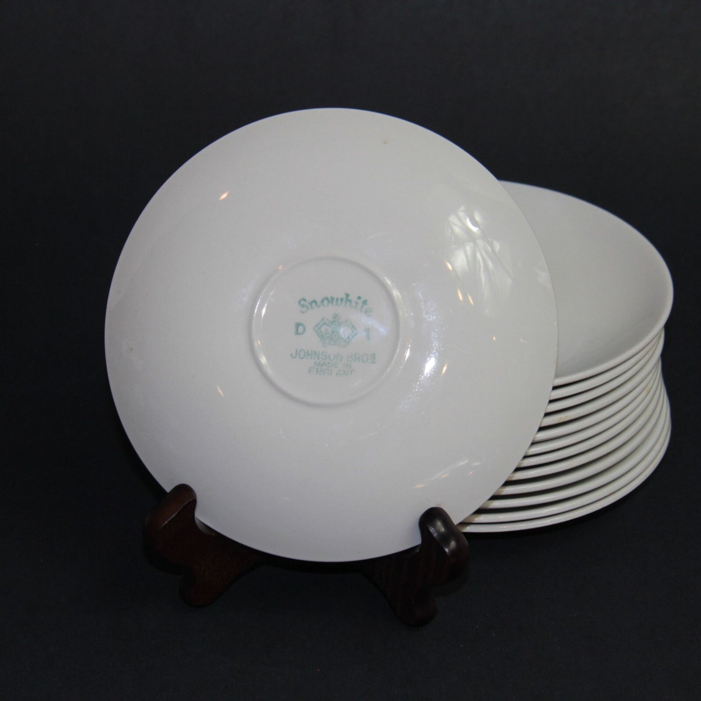 Johnson Bros Snowhite 5.75" Saucer Plate Mid Century Ironstone England Set 12+1