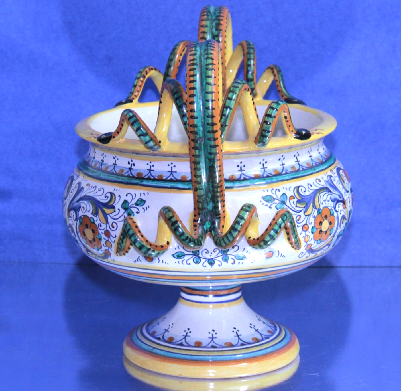Deruta Raffaellesco Majolica Jardiniere Bowl Hand-Painted w Serpentine Handles