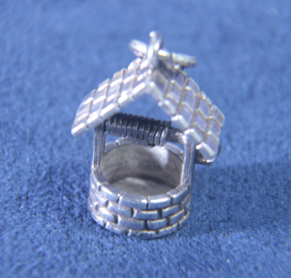 Vintage Sterling Silver 925 Wishing Well Charm – English Hallmarked – 3/4" P.C