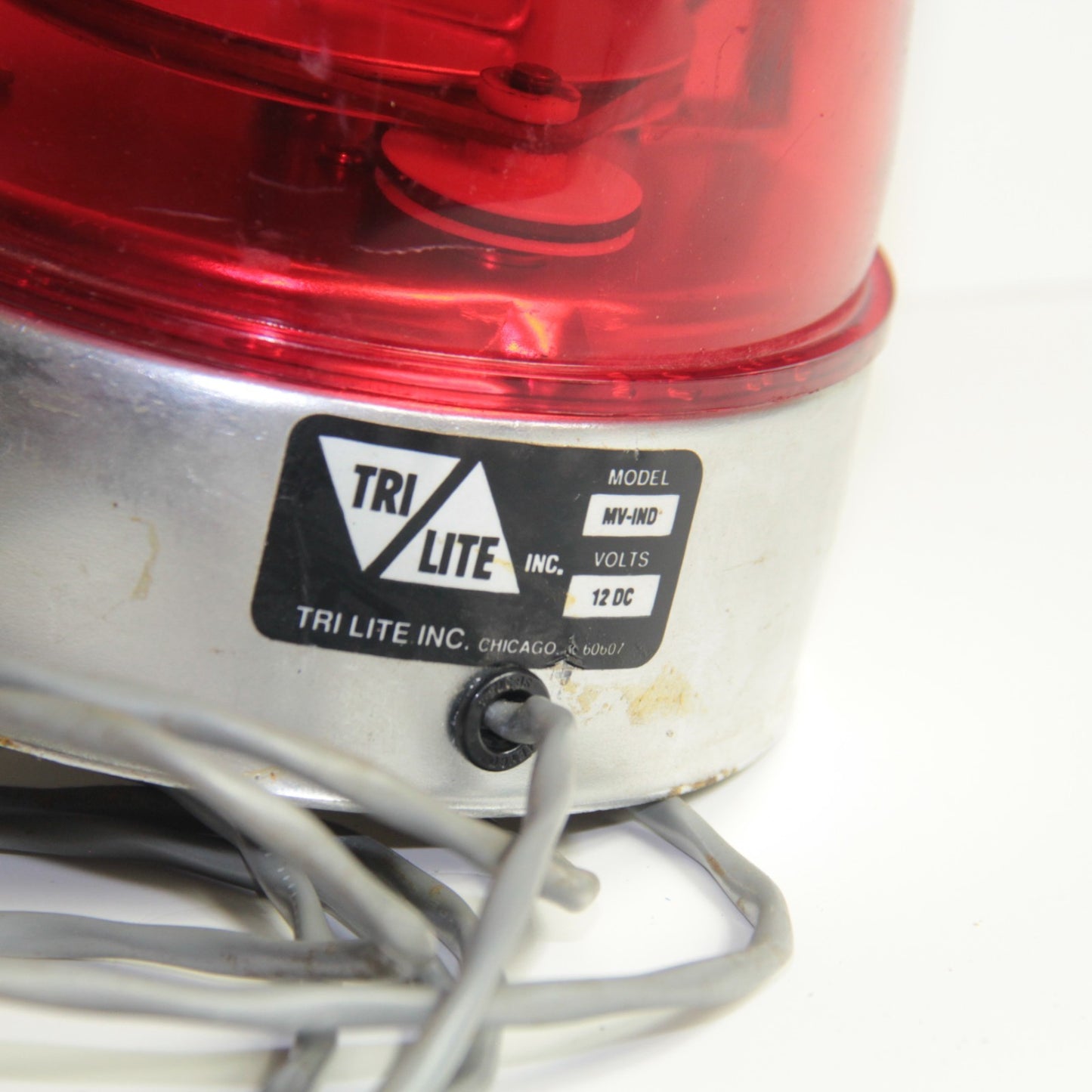 TRIPP LITE Model MV IND - 12V DC - RED & CHROME Beacon Safety Signal Light