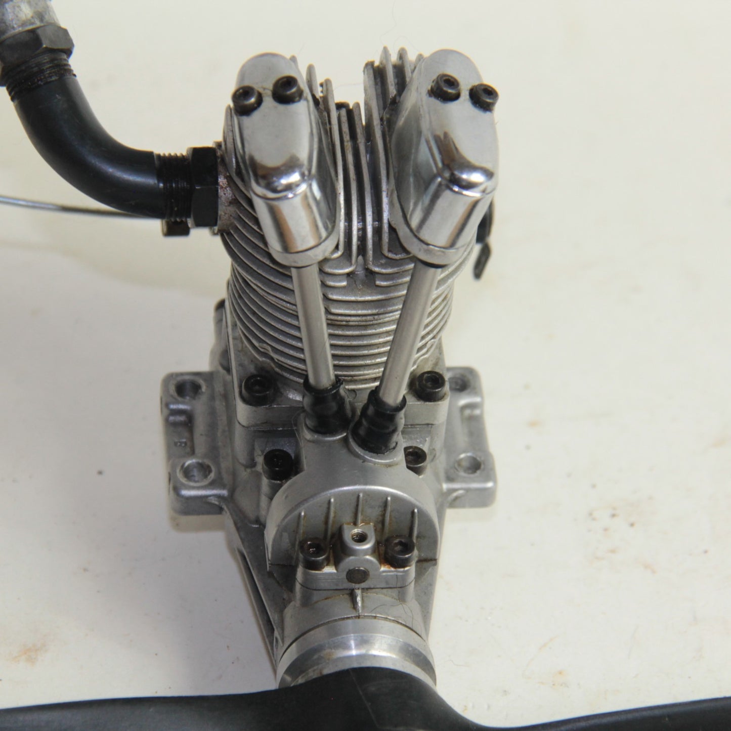 Saito FA-91 RC Glow Engine – Airplane Motor w/ Muffler & Propeller 🛩️ XOLEV