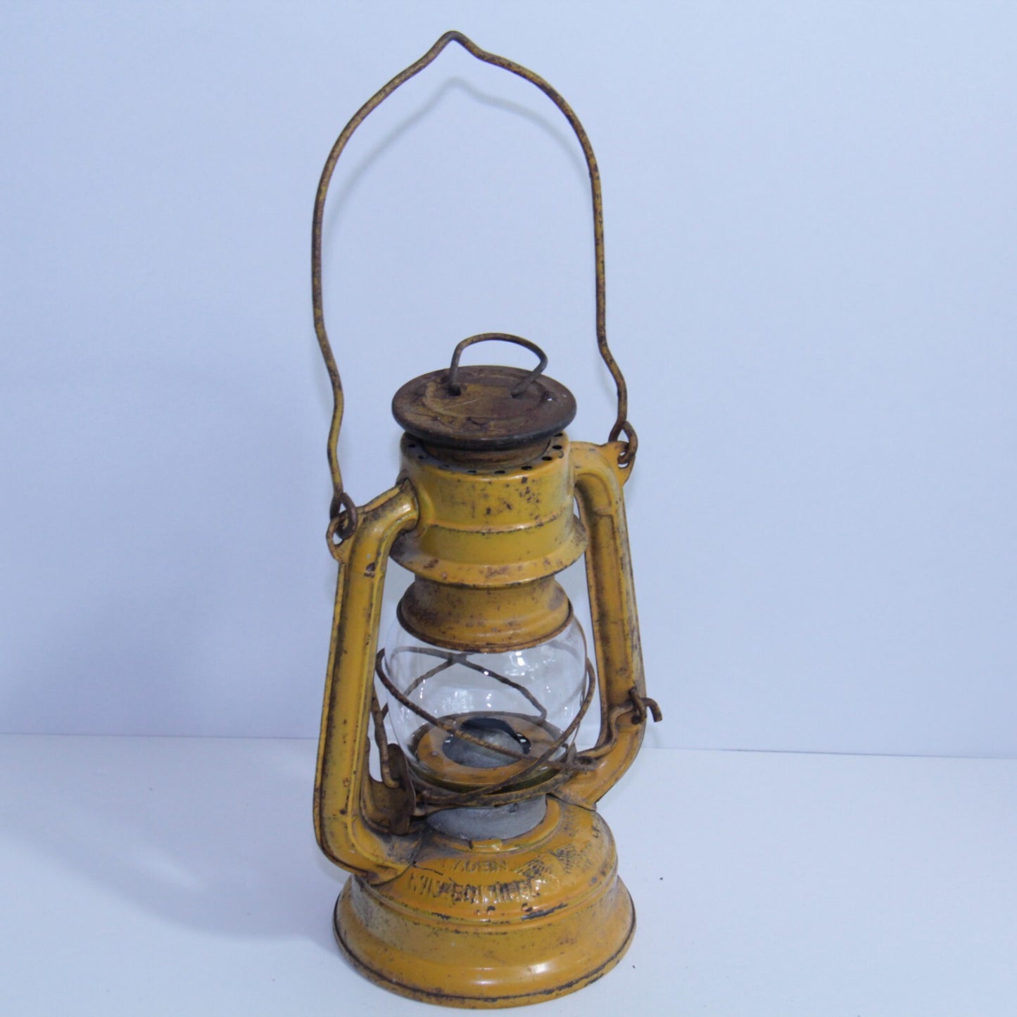 Vintage Winged Wheel #350 Lantern – Yellow w Glass Globe – Made in Japan – 7"